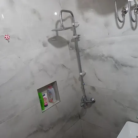 Studio Apartament * Tirana