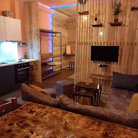 Studio Apartament * Τίρανα