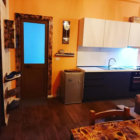 Studio Apartament * Τίρανα